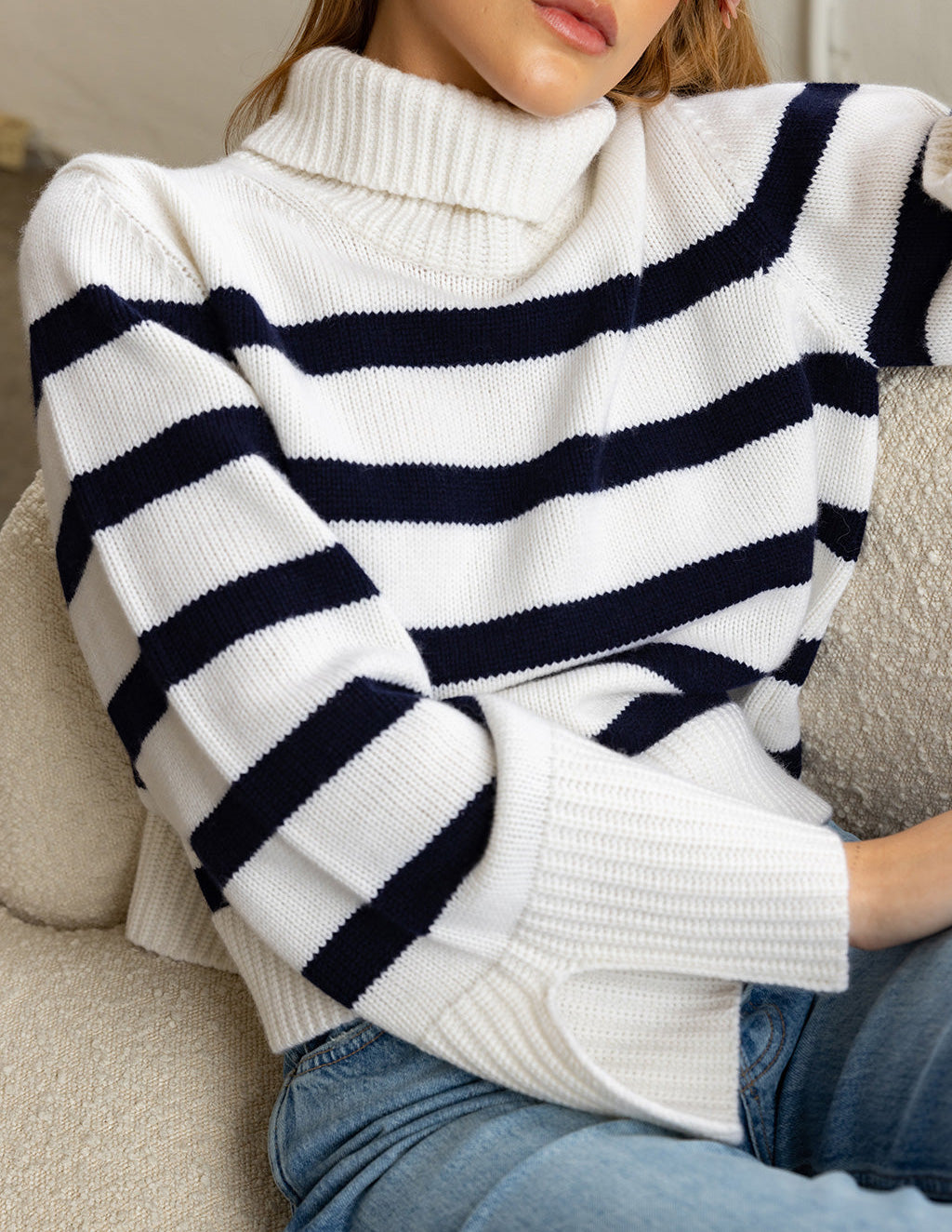 Cozy Cashmere Blend Stripe Turtleneck Sweater in Navy Stripe