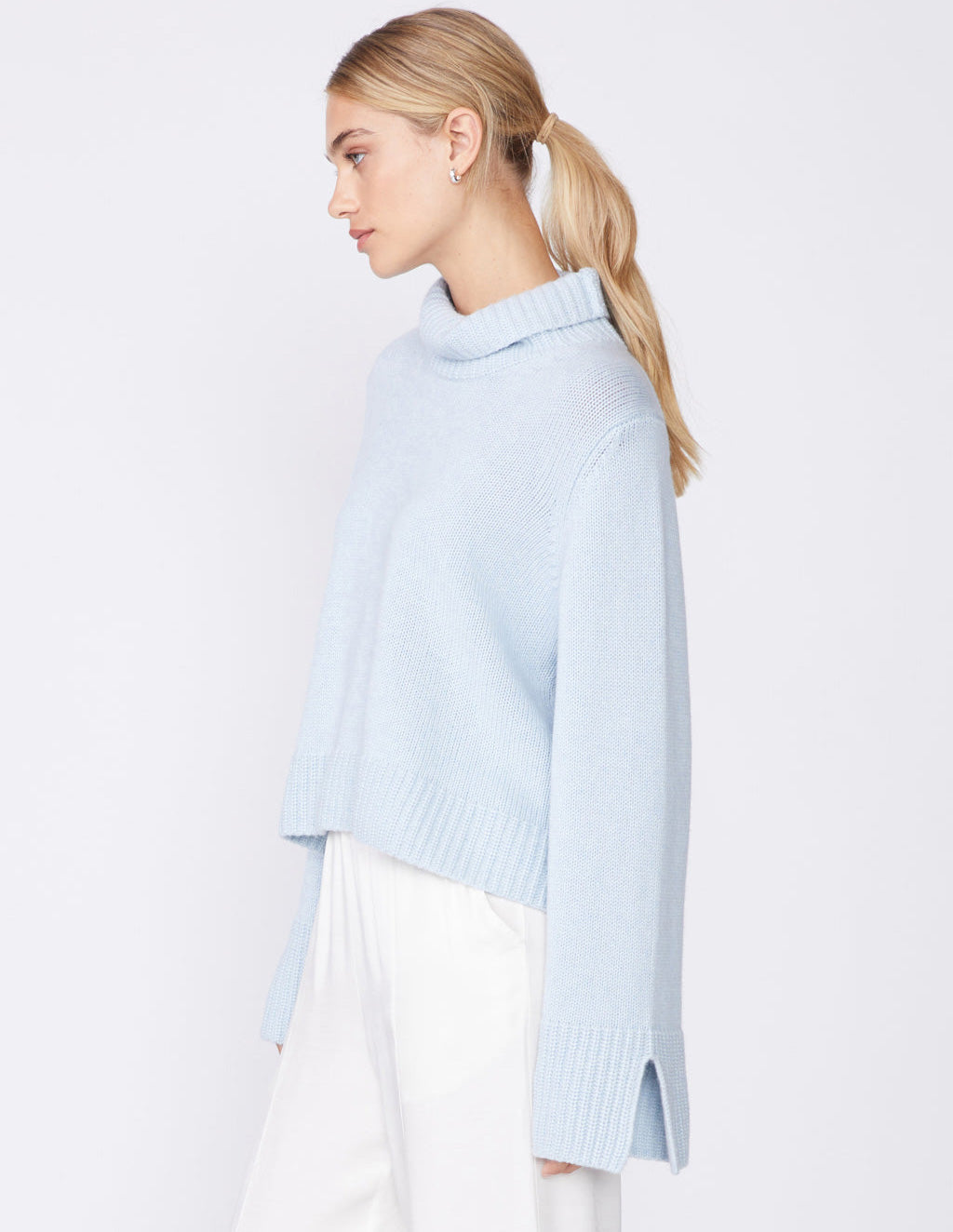 Cozy Cashmere Blend Turtleneck Sweater in Winter Sky