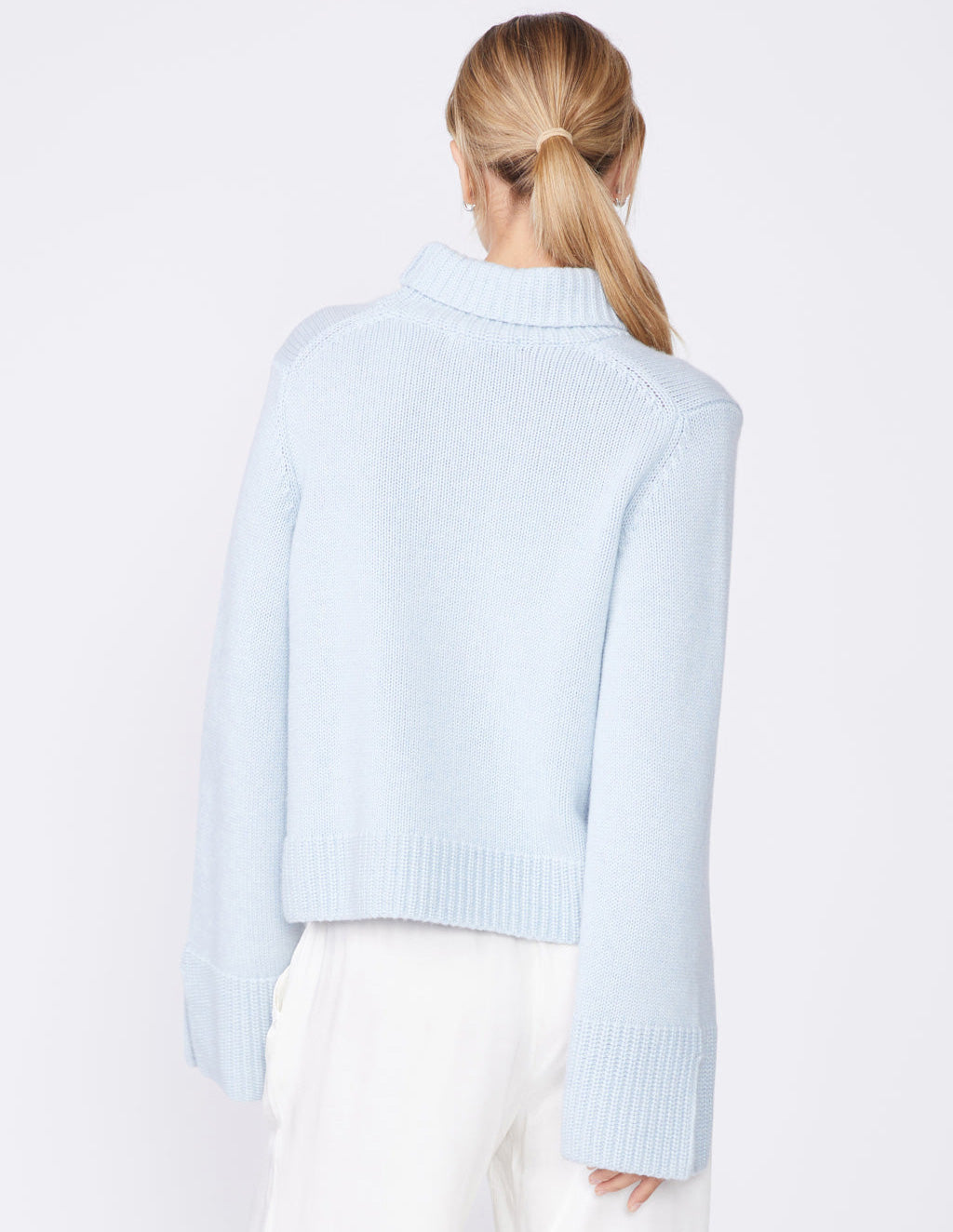 Cozy Cashmere Blend Turtleneck Sweater in Winter Sky