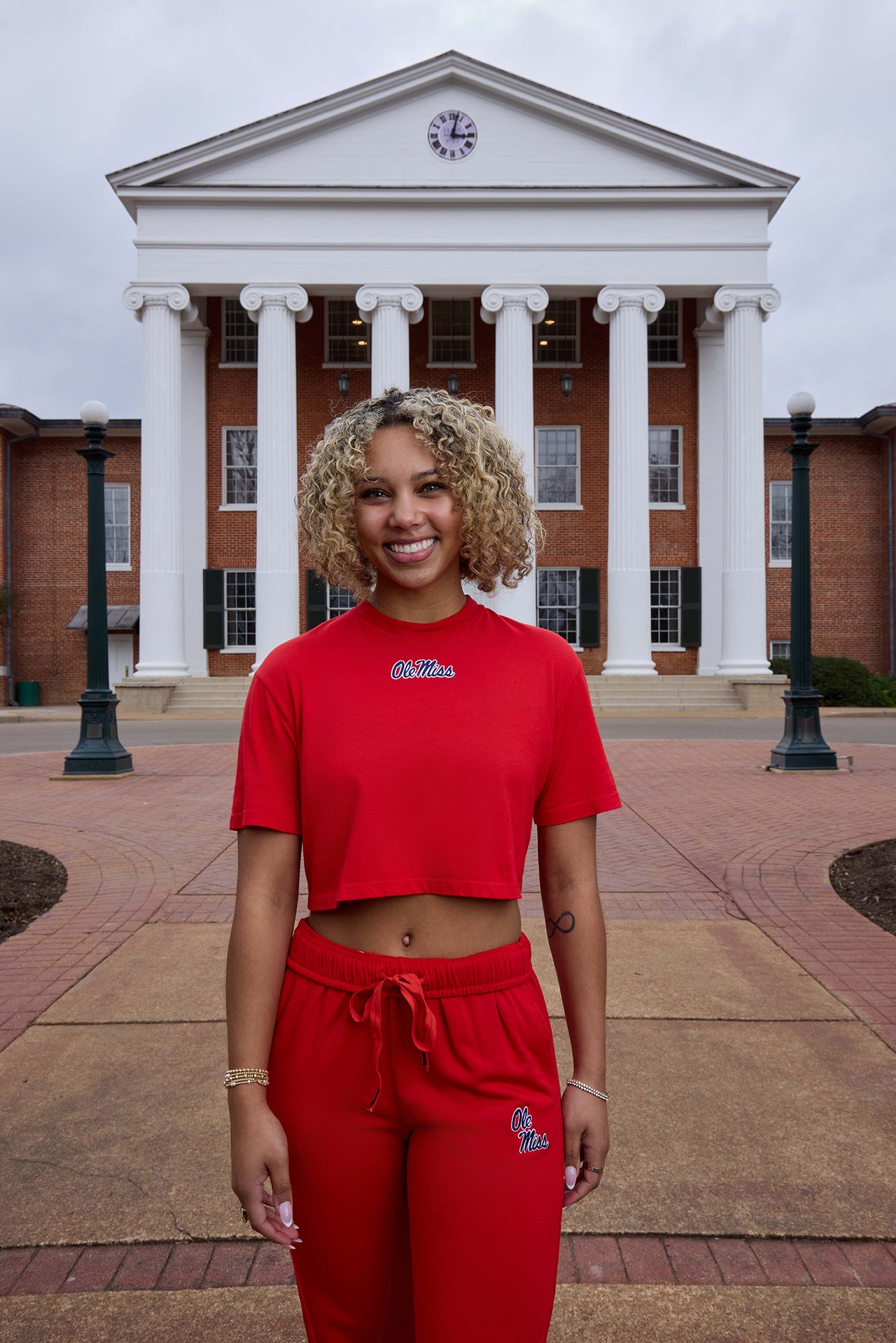 Ole Miss Logo Cloud Boxy Crop Womens Tee
