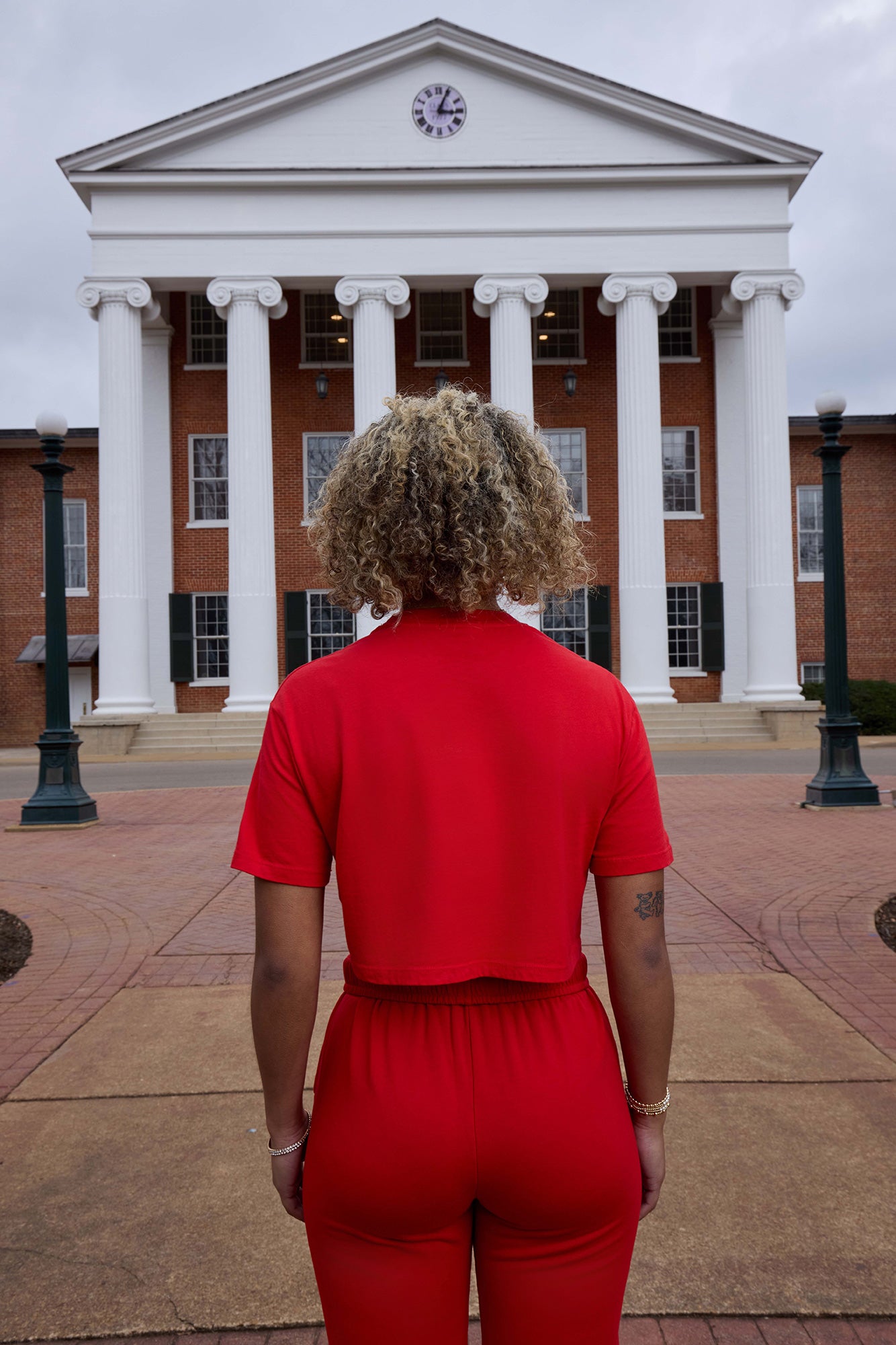 Ole Miss Logo Cloud Boxy Crop Womens Tee