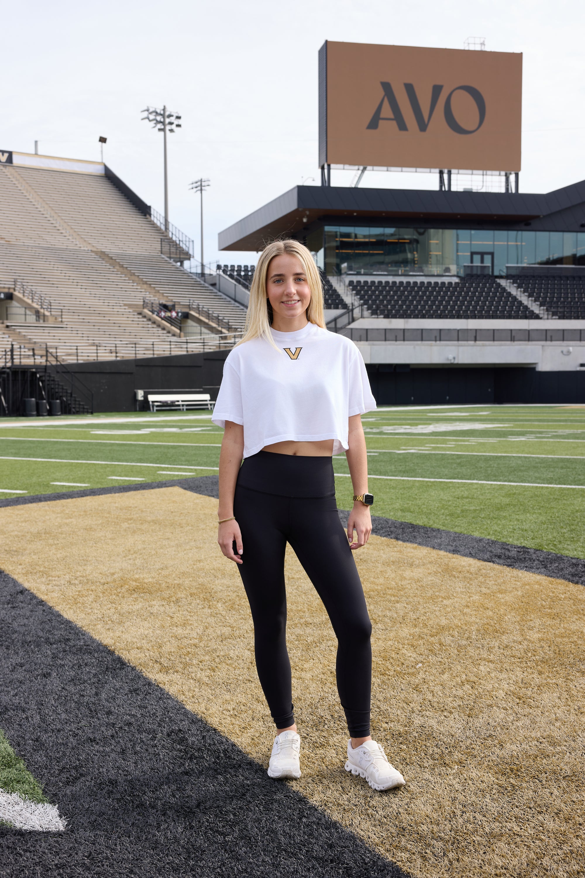 VANDY Logo Cloud Boxy Crop Womens Tee