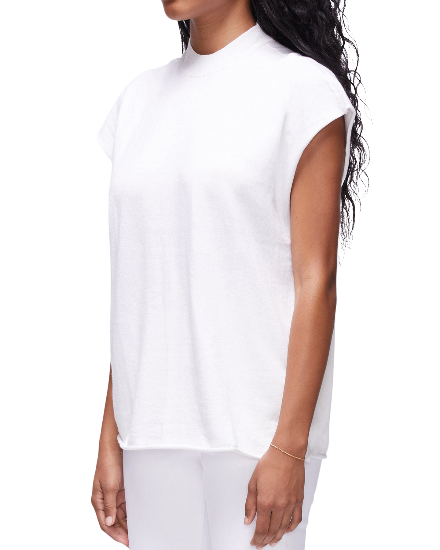 Cashmere Sleeveless Sweater in Ivory