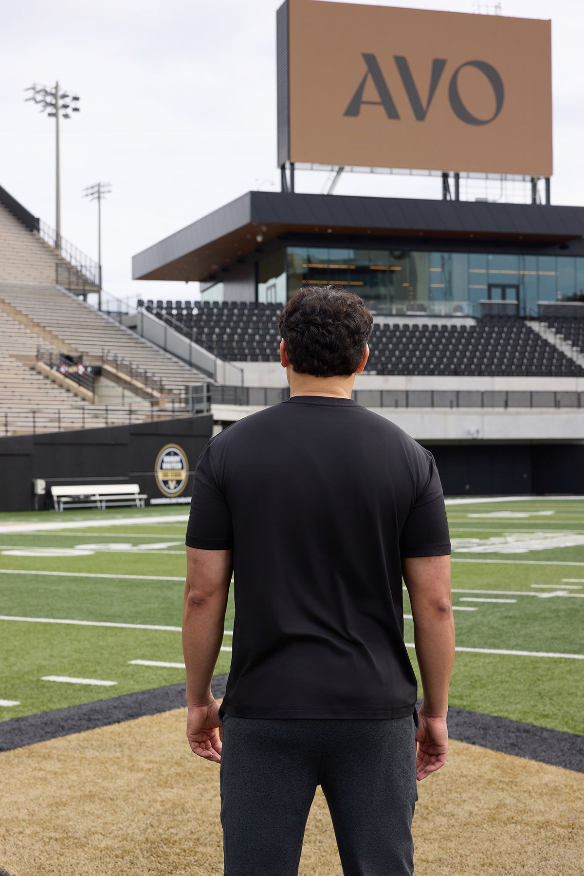 Vanderbilt Logo Flex Form Mens Tee