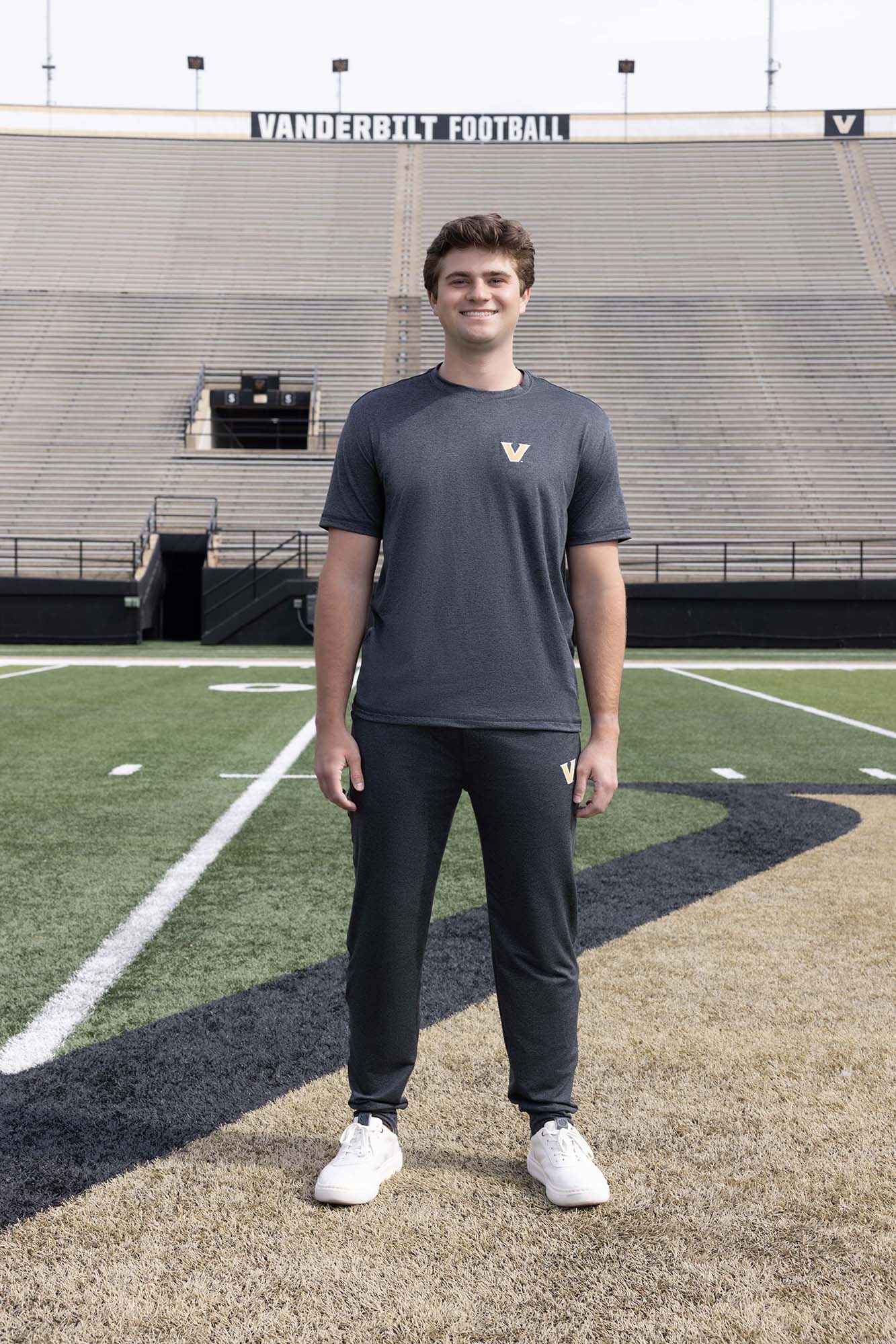 VANDY Logo Soft Jersey Tech Mens Tee